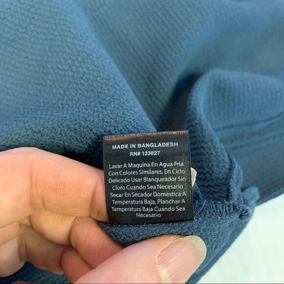 Harve Bernard NWT teal blue Long bell sleeve blouse L - Picture 8 of 11